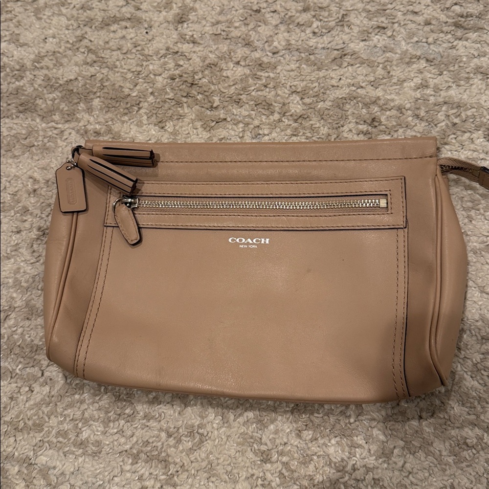 Coach Beige Clutch - Picture 2 of 15